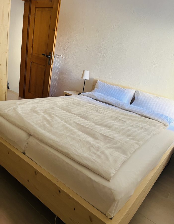 411E3BD9-D343-40F8-B1E6-BED0B5E5136A
